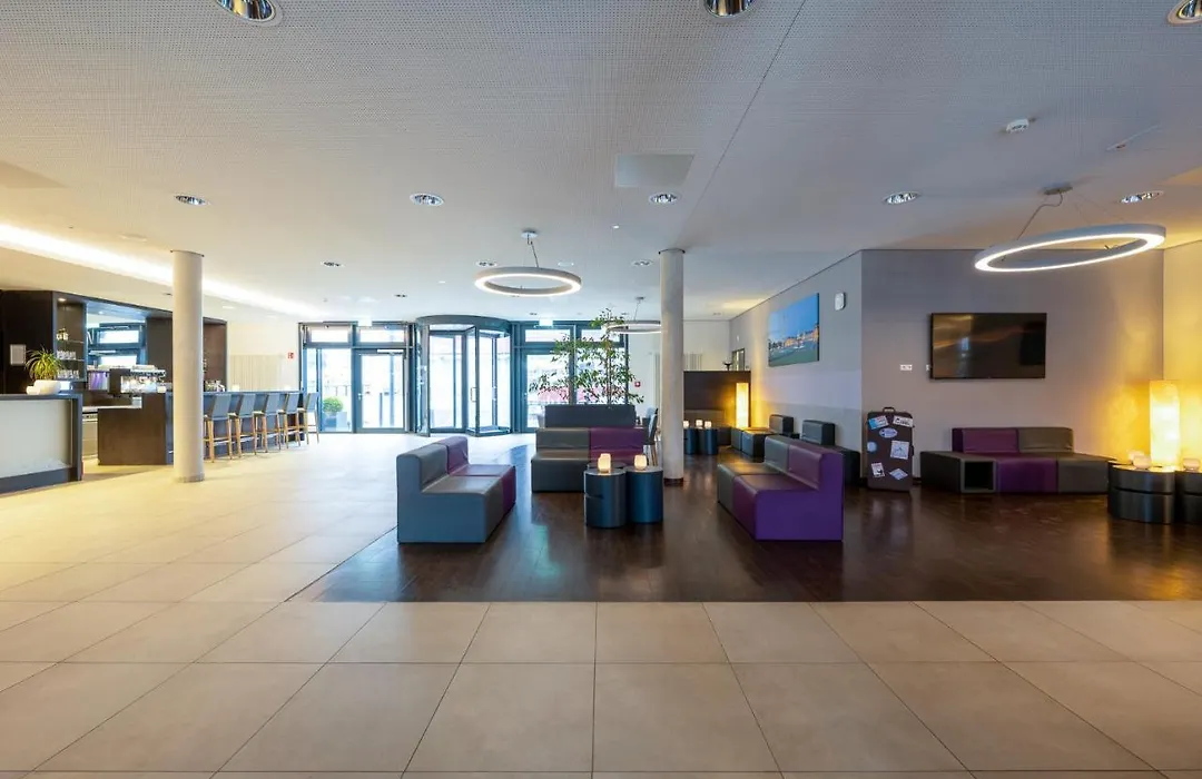Messe & Airport Hotel Stuttgart-1
